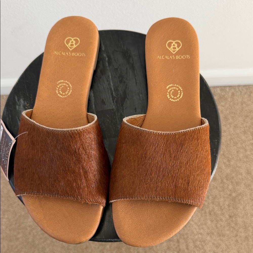 Alcala’s Boots Natural Cow Hair Brown Women's Tan Open Toe Slide Sandals
